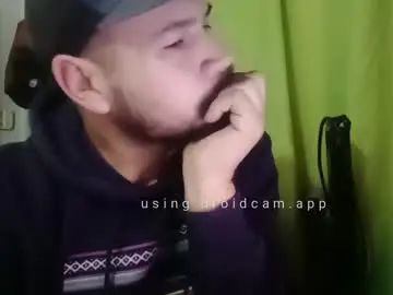 Chaturbate Live Sex Cam of noizemanx