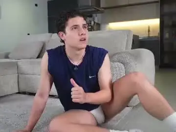 Chaturbate Watch Live Sex Cams of theohawke_