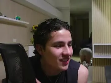 Chaturbate Best live sex cam show of theohawke_