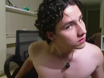 Chaturbate Live Sex Cam of theohawke_
