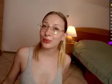 Chaturbate Free Porn Cam of foxeslovefoxes