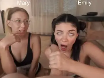 Chaturbate Best live sex cam show of foxeslovefoxes