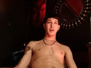 Chaturbate Watch Live Sex Cams of godly_huan