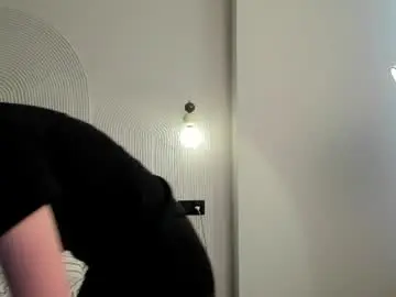Chaturbate Free Live Porn of louettakarn