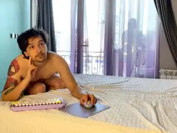 Chaturbate Nude Webcam of miley_and_michael