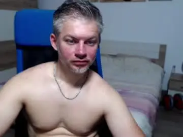 Chaturbate Watch Live Sex Cams of robbyshawz