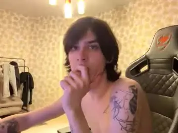 Chaturbate Sex Cam of skinnyfitboi