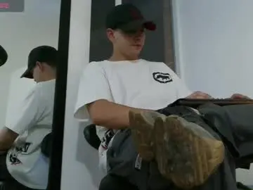 Chaturbate Sex Cam of thomasjons