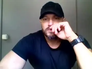 Chaturbate Watch Live Sex Cams of titan_heart