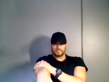Chaturbate Nude Webcam of titan_heart
