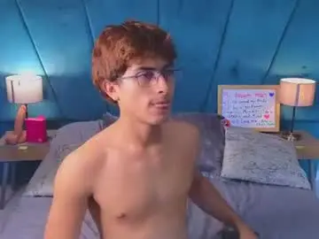 Chaturbate Live Sex Cam of aaron_eze