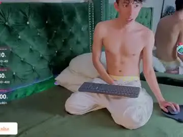 Chaturbate Sex Chat of adrian_voss