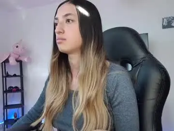 Chaturbate Best live sex cam show of barbie20_