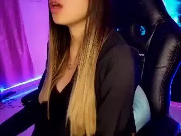 Chaturbate Free Live Porn of barbie20_