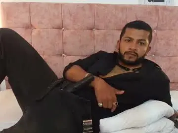 Chaturbate Best live sex cam show of enzo_vitale