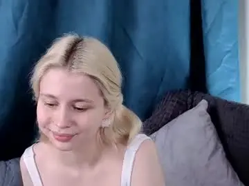 Chaturbate Watch Live Sex Cams of hi_popsy