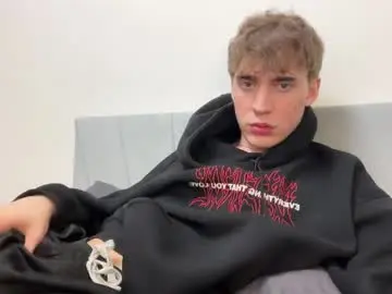 Chaturbate Nude Webcam of kevin_martin8