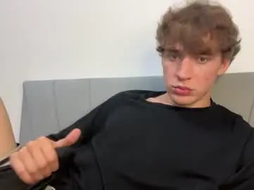 Chaturbate Free Porn Cam of kevin_martin8