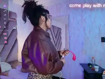 Chaturbate Live Sex of red_pandaa