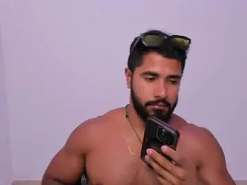 Chaturbate Adult Webcams of santiago_huntt