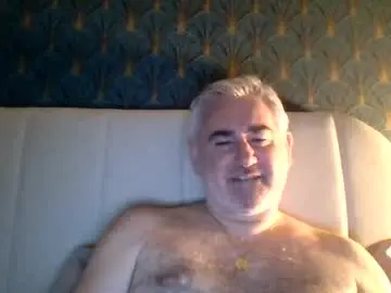 Chaturbate Live Sex Cam of sexy_italiandaddy