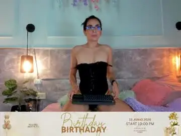 Chaturbate Best live sex cam show of alessia_noire