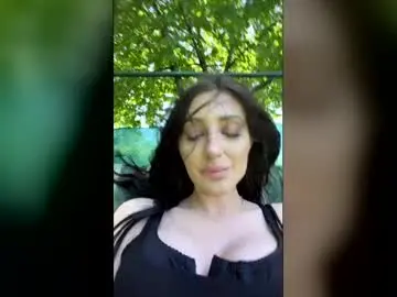 Chaturbate Live Sex Cam of babesgowild