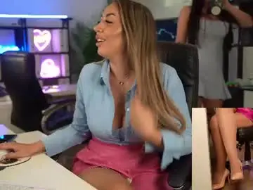 Chaturbate Live Sex Cam of babesgowild