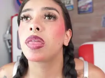 Chaturbate Watch Live Sex Cams of miss___sabrina