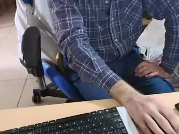 Chaturbate Free Porn Cam of angelgarcia269