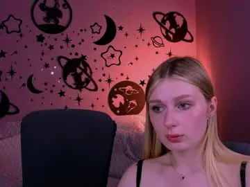 Chaturbate Free Porn Cam of caroline_honeyy