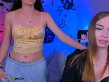 Chaturbate Watch Live Sex Cams of caroline_honeyy