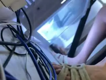 Chaturbate Live Sex Cam of milana_sexwife