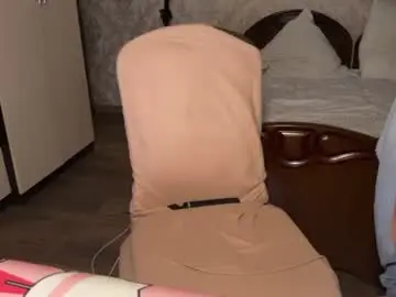 Chaturbate Watch Live Sex Cams of milana_sexwife