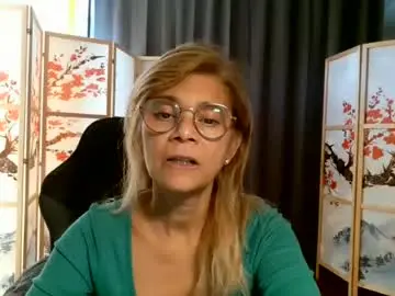 Chaturbate Adult Video Chat of francelune