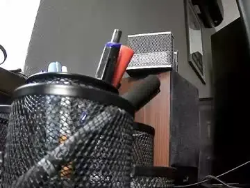 Chaturbate Free Porn Cam of timnath_bear