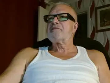 Chaturbate Free Porn Cam of daddiescockforyou
