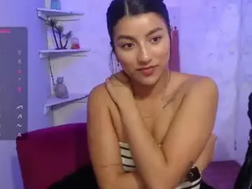 Chaturbate Nude Webcam of hailey_adams
