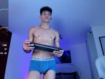 Chaturbate Free Live Porn of kamisuarezz