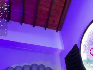 Chaturbate Sex Chat of luna_bella_23