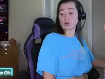 Chaturbate Live Sex Cam of sexydistraction1