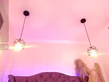 Chaturbate Free Live Porn of amara_davis1