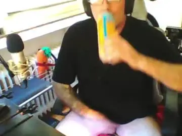 Chaturbate Live Porn of luckyfreak1