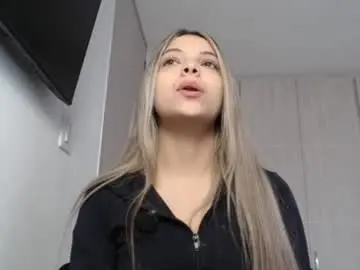 Chaturbate Live Sex of andreau_19