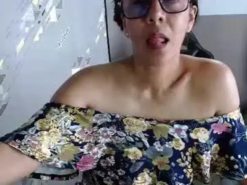 Chaturbate Live Sex Cam of horny_and_daring