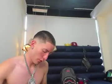 Chaturbate Sex Cam of hunter_heat_
