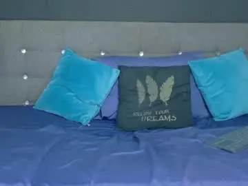 Chaturbate Live Sex Cam of touching_the_sky