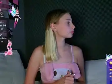 Chaturbate Best live sex cam show of fluffy_cloude