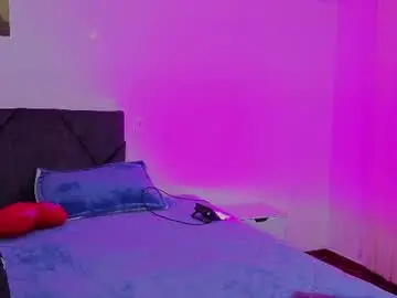 Chaturbate Sex Chat of _sharlotte777