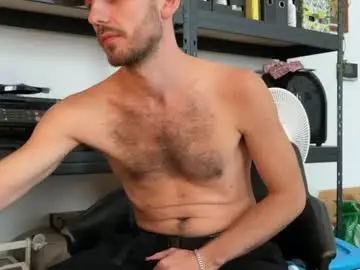 Chaturbate Live Sex Cam of leonvampire